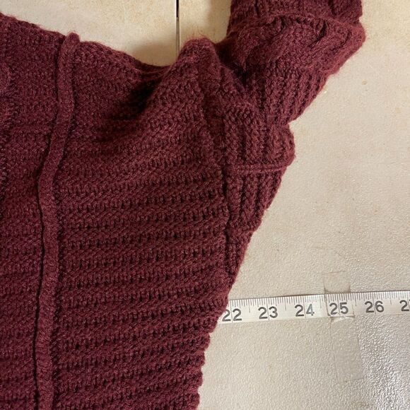 Cable & Gauge Cardigan Burgundy Large - Picture 9 of 9